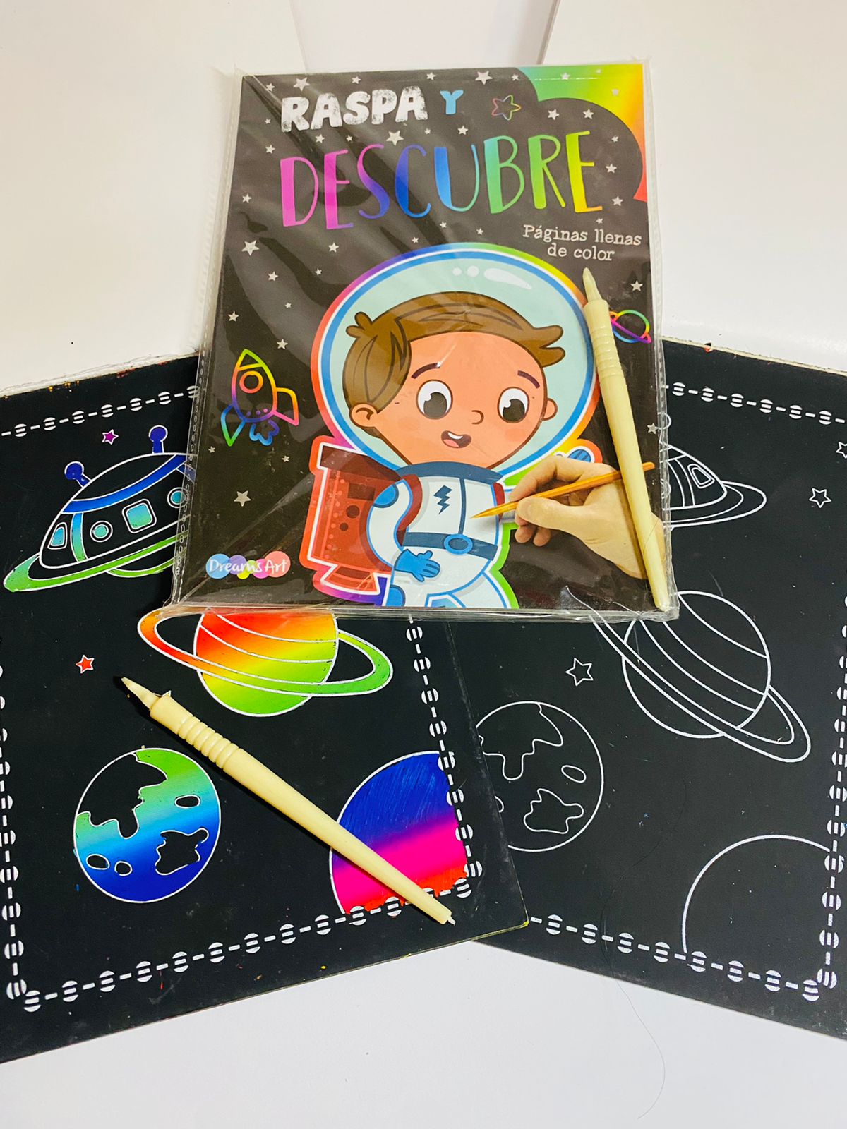Raspa y descubre Astronauta