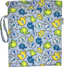 BOLSA IMPERMEABLE ESTAMPADA CHICA PARA PAÑALERA